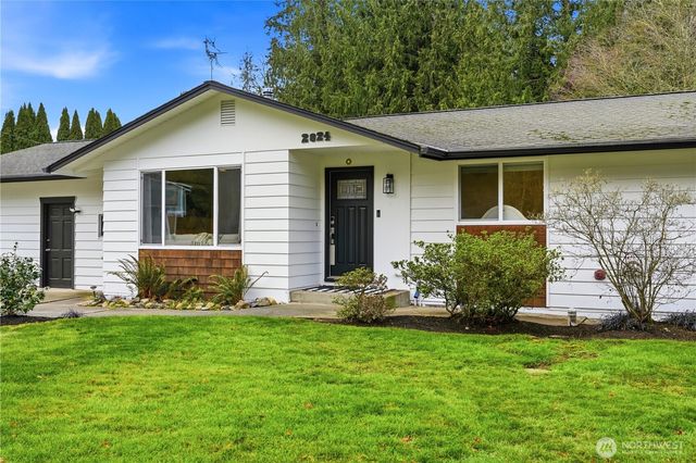 2824 95th Drive SE, Lake Stevens, WA 98258