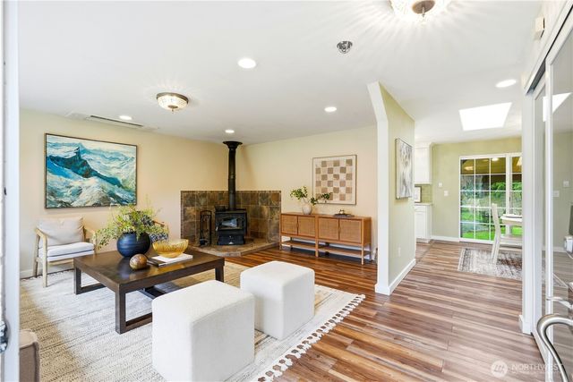 2824 95th Drive SE, Lake Stevens, WA 98258