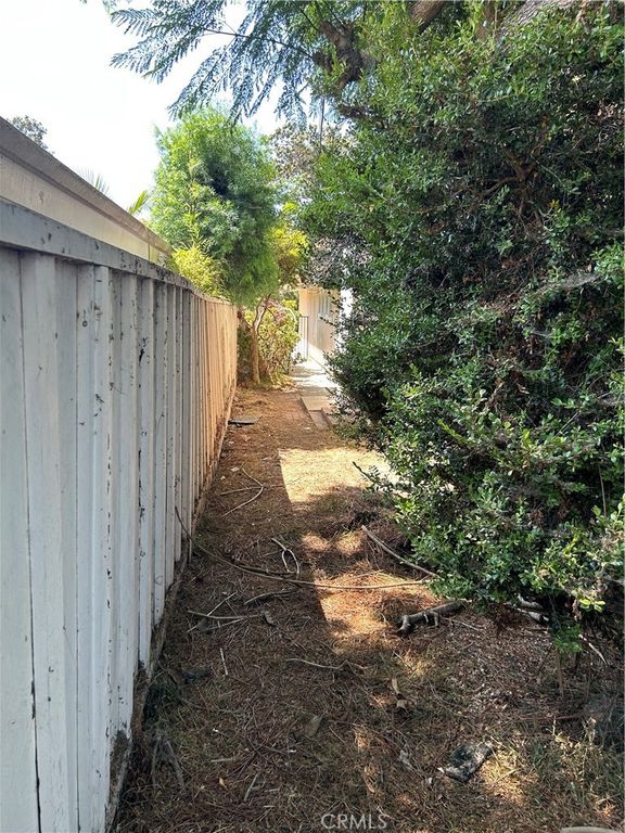 Image 23 of property listing at 7147 E Lanai Street, Long Beach, CA 90808