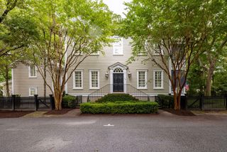 74 Hospitality Street, Mount Pleasant, SC 29464