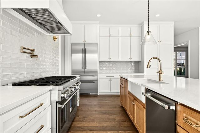 102 King Street, Roswell, GA 30075