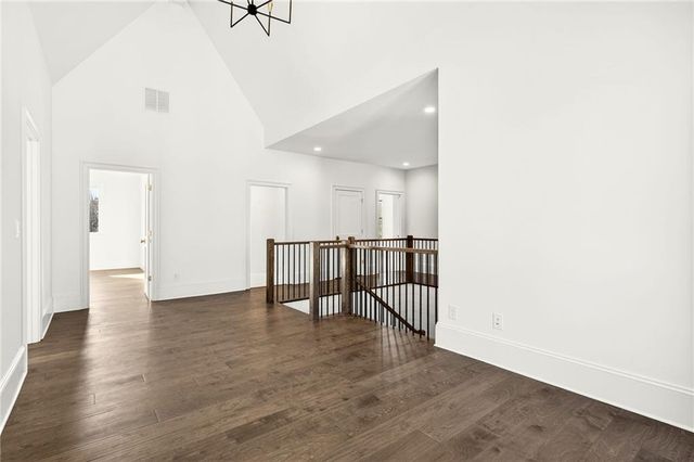 102 King Street, Roswell, GA 30075