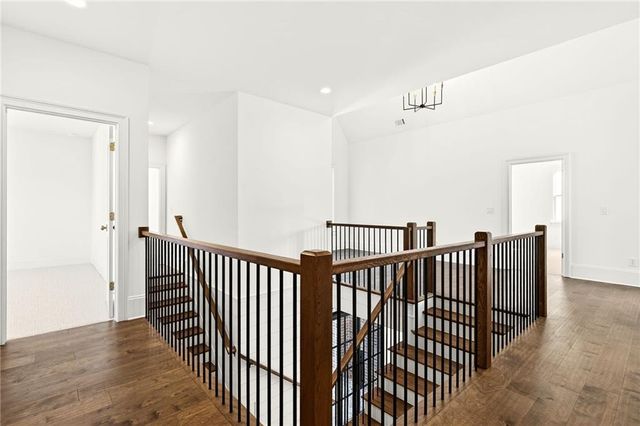 102 King Street, Roswell, GA 30075