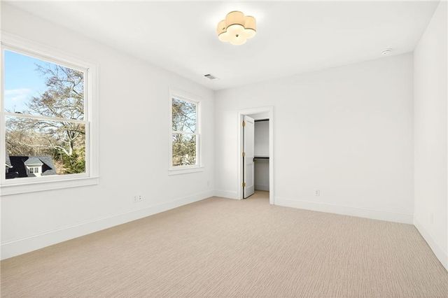 102 King Street, Roswell, GA 30075