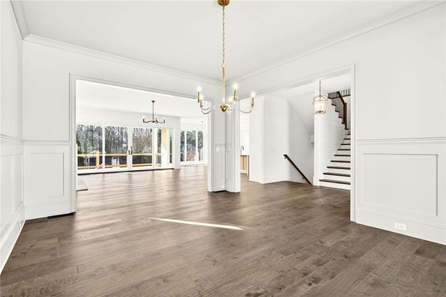 102 King Street, Roswell, GA 30075