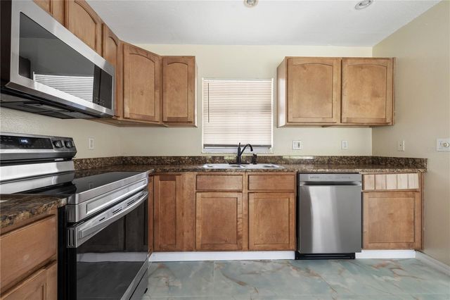 8517 RENALD BOULEVARD, Tampa, FL 33637