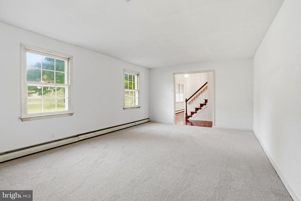 24 SUNNYBROOK DR, DOYLESTOWN, PA 18901 — photo 4