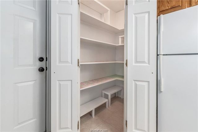 914 Gardenia Street, College Station, TX 77845