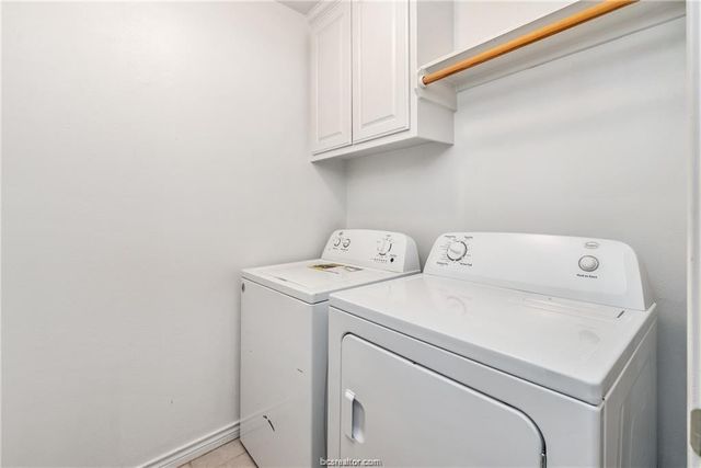 914 Gardenia Street, College Station, TX 77845