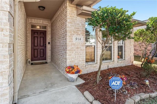914 Gardenia Street, College Station, TX 77845