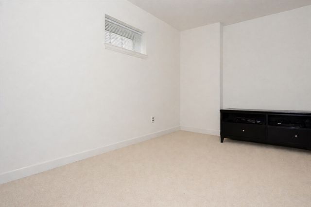 2009 Symmes Cir 2009, Arlington, MA 02474