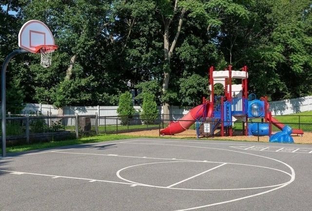 2009 Symmes Cir 2009, Arlington, MA 02474