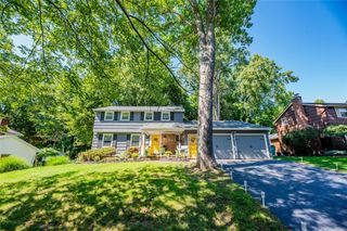 35 Shadowlawn Court, Irondequoit, NY 14617