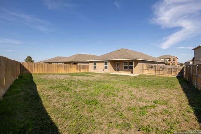 313 Northshore Trail, New Braunfels, TX 78130