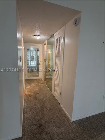 18011 Biscayne Blvd 905, Aventura, FL 33160