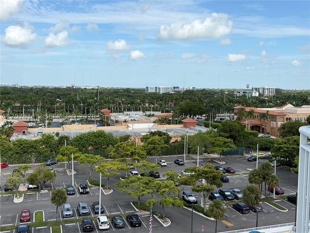 18011 Biscayne Blvd 905, Aventura, FL 33160