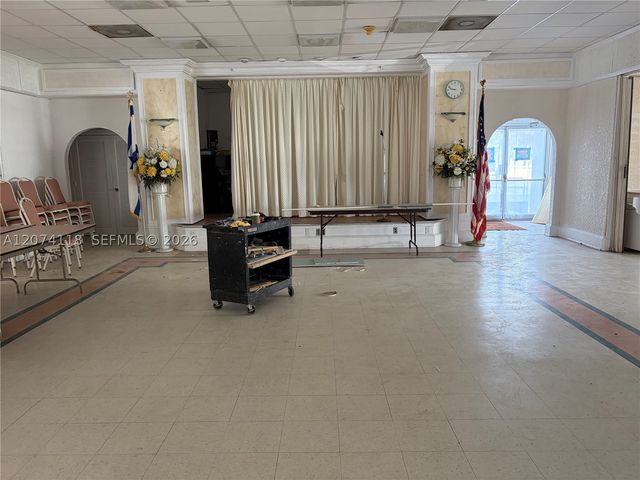 18011 Biscayne Blvd 905, Aventura, FL 33160
