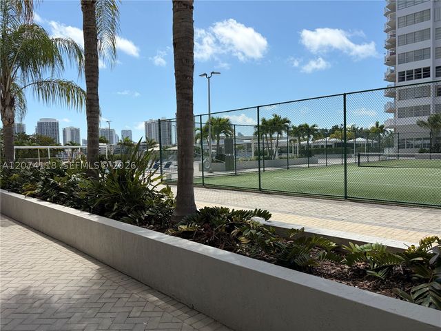 18011 Biscayne Blvd 905, Aventura, FL 33160