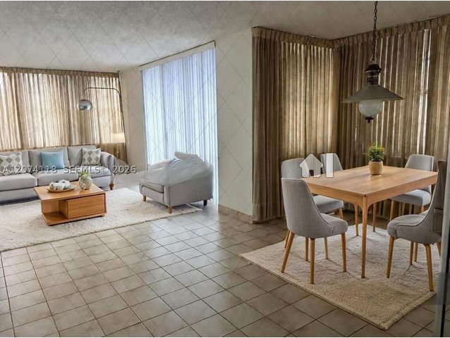 18011 Biscayne Blvd 905, Aventura, FL 33160