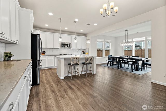 623 S Davis Street, Buckley, WA 98321