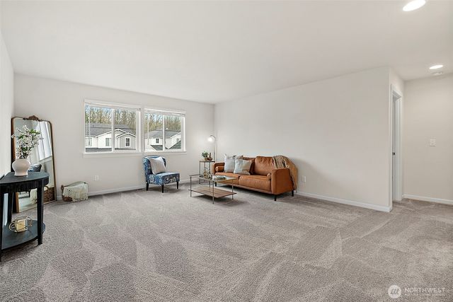 623 S Davis Street, Buckley, WA 98321