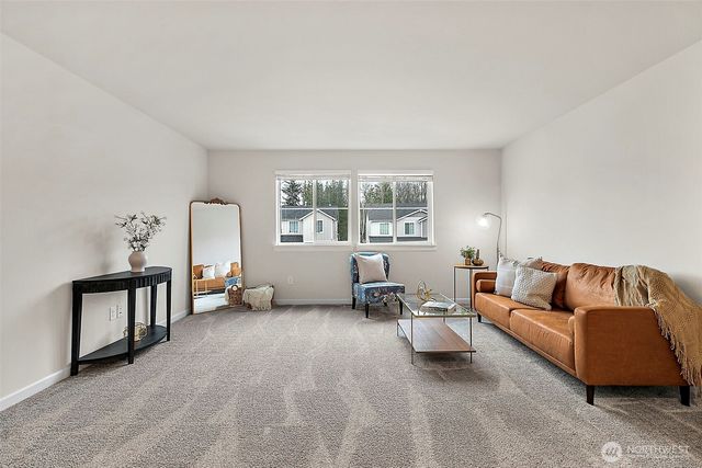 623 S Davis Street, Buckley, WA 98321