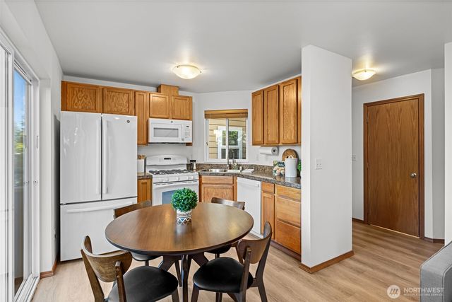 23727 80th Court W, Shoreline, WA 98026