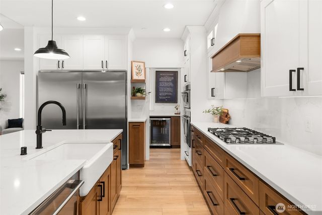 17905 28th Street E, Lake Tapps, WA 98391