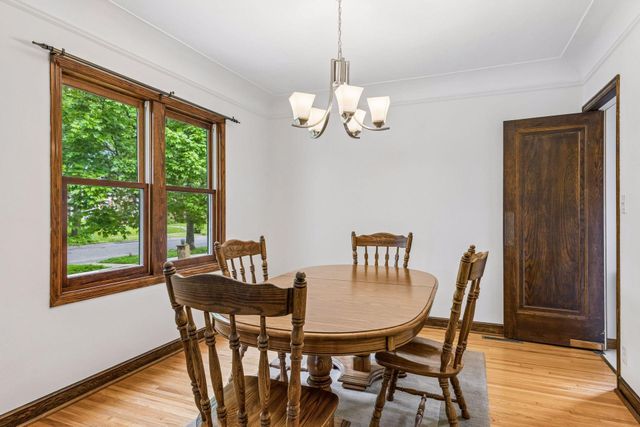 1516 Asbury Street, Saint Paul, MN 55108