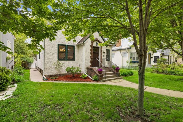1516 Asbury Street, Saint Paul, MN 55108