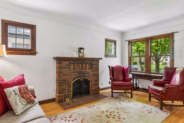 1516 Asbury Street, Saint Paul, MN 55108