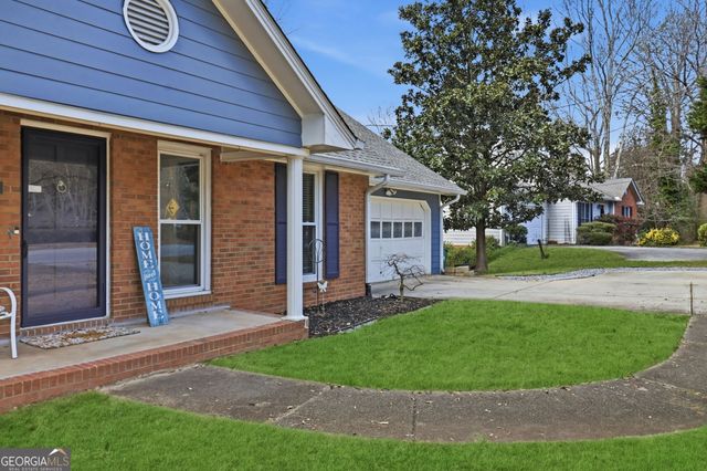 1402 Mclendon Drive, Decatur, GA 30033