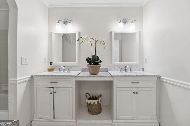 1402 Mclendon Drive, Decatur, GA 30033