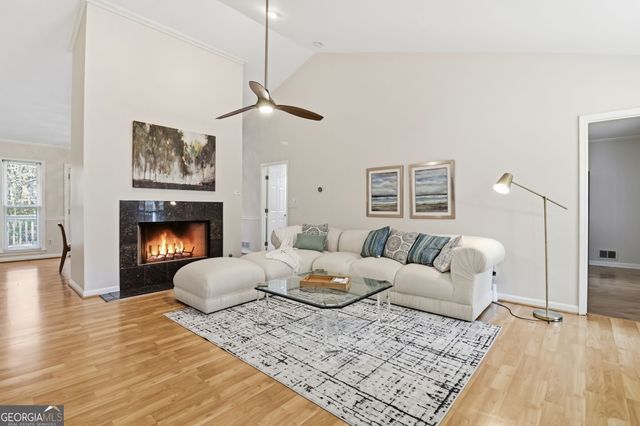 1402 Mclendon Drive, Decatur, GA 30033