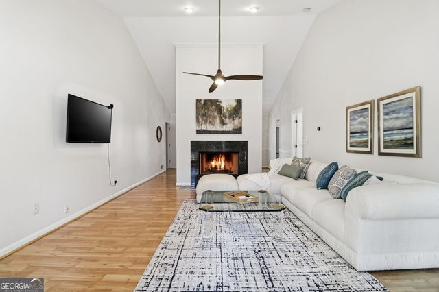 1402 Mclendon Drive, Decatur, GA 30033