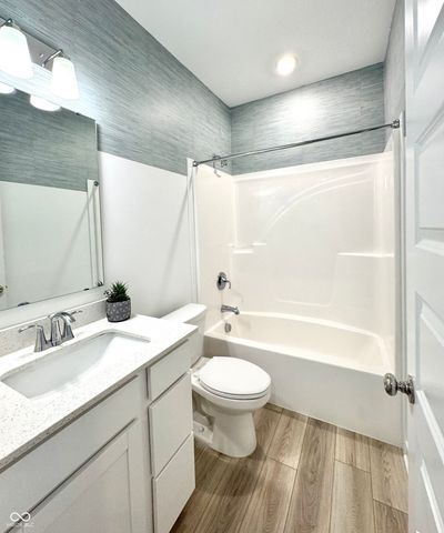 5160 Holborn Avenue, Mccordsville, IN 46055