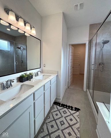 5160 Holborn Avenue, Mccordsville, IN 46055