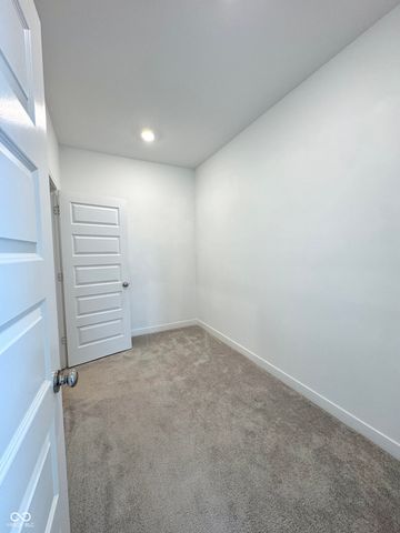 5160 Holborn Avenue, Mccordsville, IN 46055