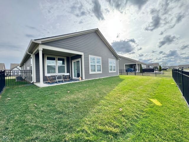 5160 Holborn Avenue, Mccordsville, IN 46055