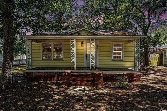 606 Moore St., North Myrtle Beach, SC 29582