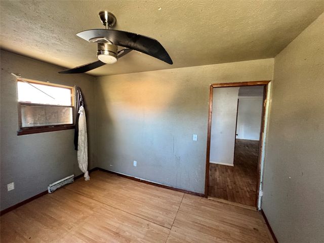 2333 WOODLAWN Avenue, Erie, PA 16510