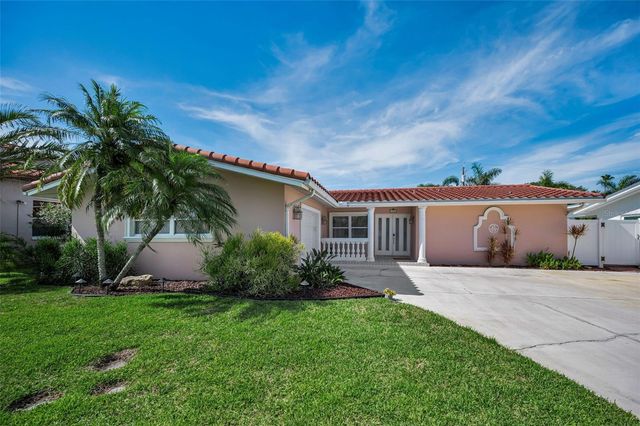 111 17TH STREET, Belleair Beach, FL 33786