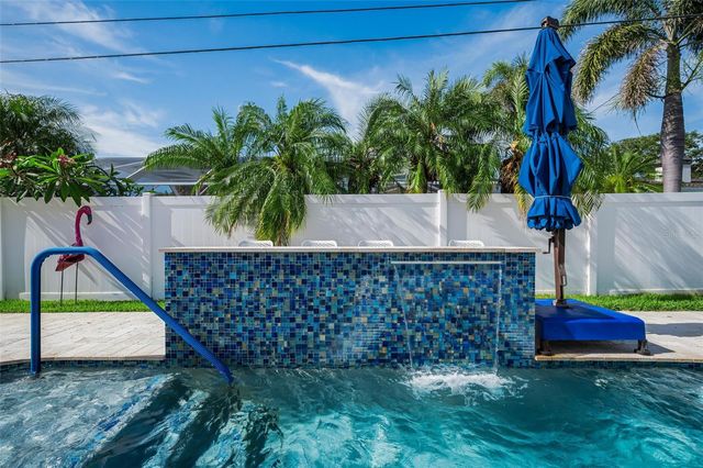 111 17TH STREET, Belleair Beach, FL 33786