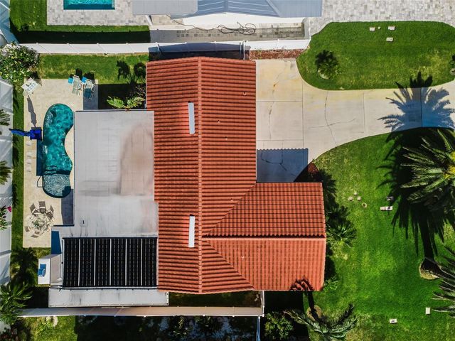111 17TH STREET, Belleair Beach, FL 33786