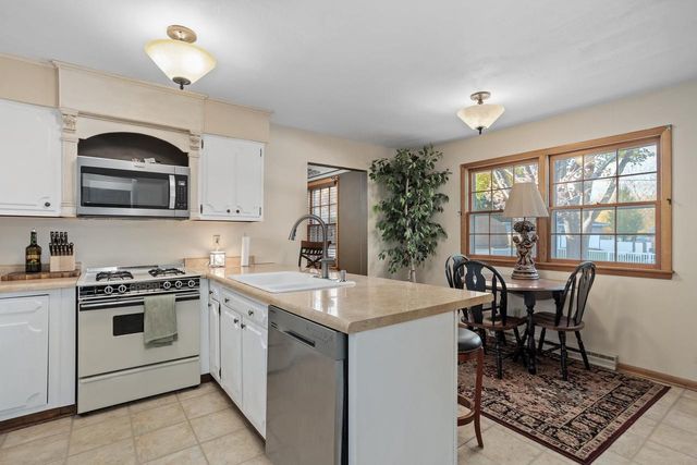 2334 Elizabeth Street, Janesville, WI 53548