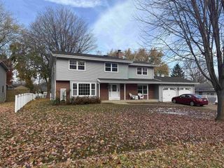 2334 Elizabeth Street, Janesville, WI 53548