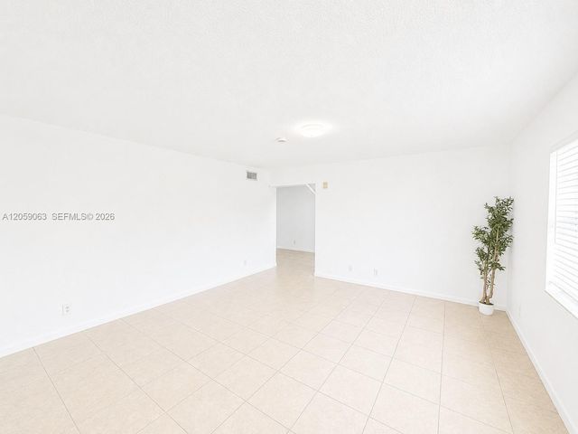 2521 Pierce St 10, Hollywood, FL 33020