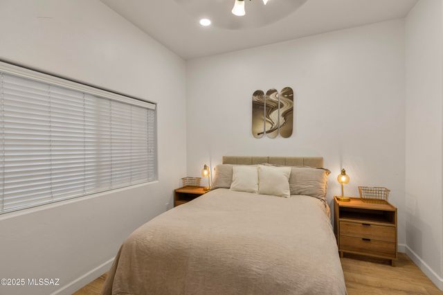 2018 E River Rd Unit 201, Tucson, AZ 85718