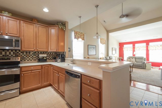 10523 Tea Olive Cir, New Kent, VA 23140