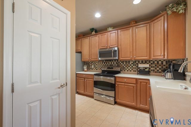10523 Tea Olive Cir, New Kent, VA 23140